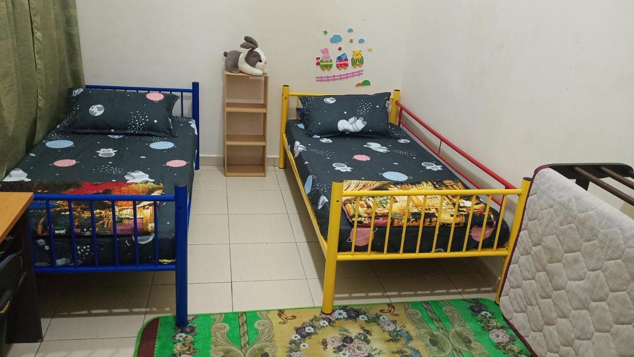 Illa Bella Homestay Jasin Εξωτερικό φωτογραφία